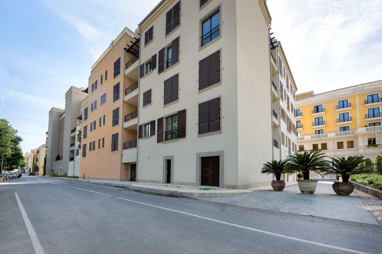 Porto Montenegro Tara 302 تيفات المظهر الخارجي الصورة